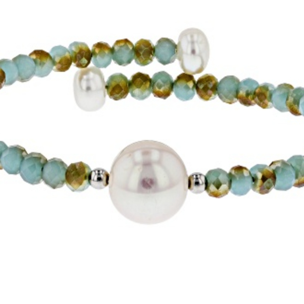 Freshwater Pearls and crystal bracelet